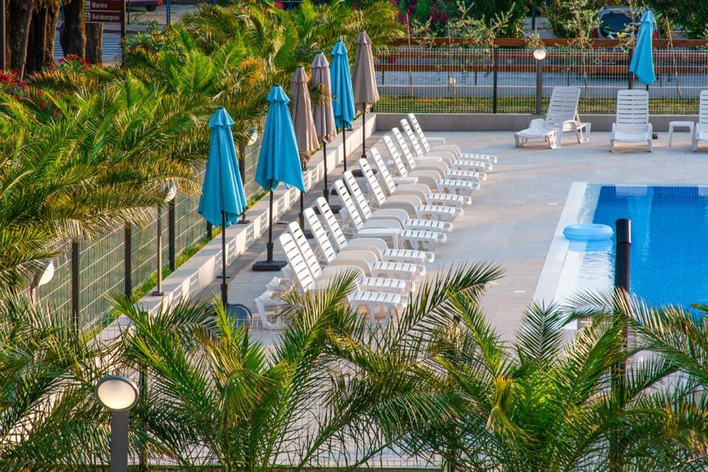 Hotel Bolero บีโอกราดนาโมรู ภายนอก รูปภาพ