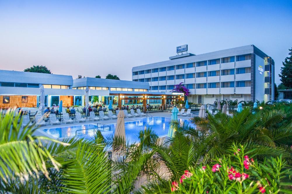 Hotel Bolero บีโอกราดนาโมรู ภายนอก รูปภาพ